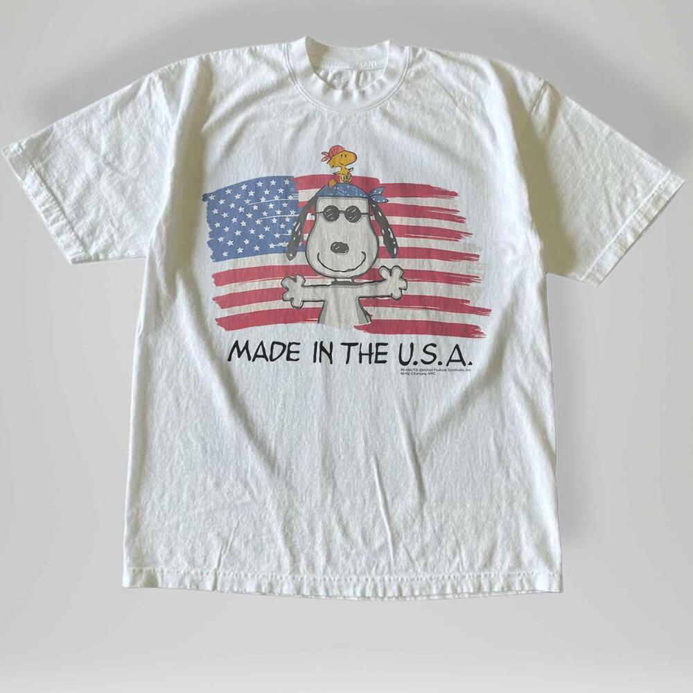 Style Flag Peanuts Woodstock Snoopy T-Shirt